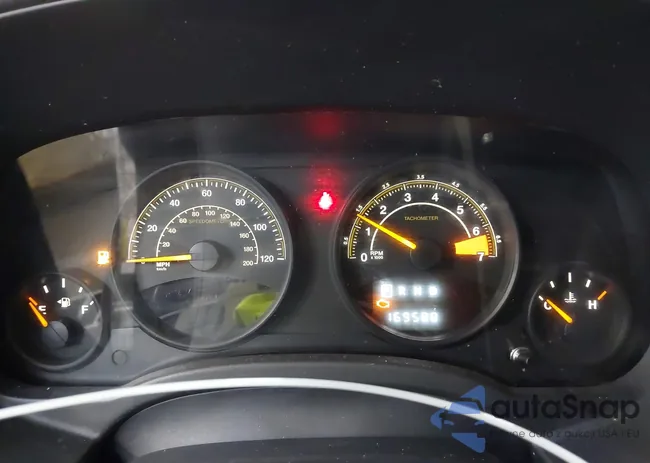 1C4NJRFB3FD184142: 44610558