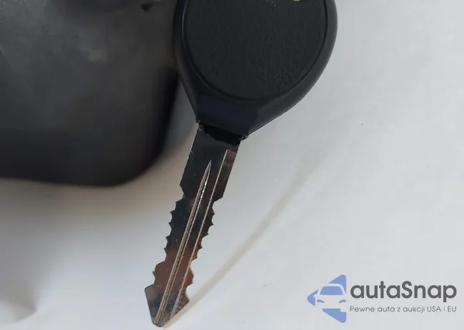 1J4FA59S11P343881: 44610588