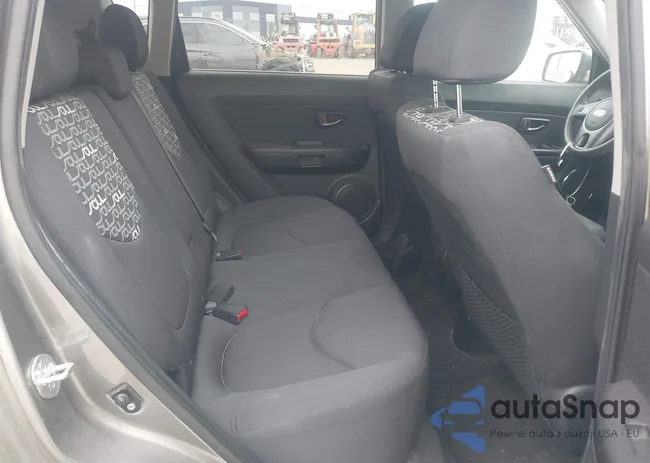 KNDJT2A22B7254942: 44610603