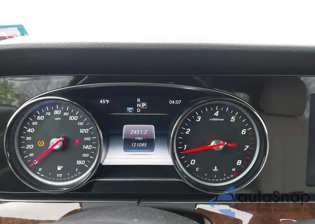 WDDZF4KBXHA014852: 44610623