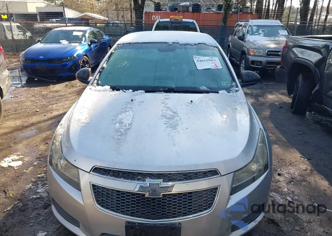 1G1PA5SH5E7176240: 44610904