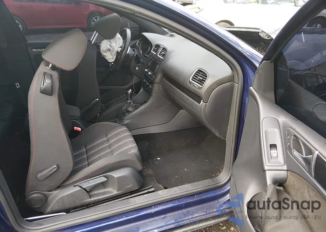 WVWED7AJ6CW324713: 44611004