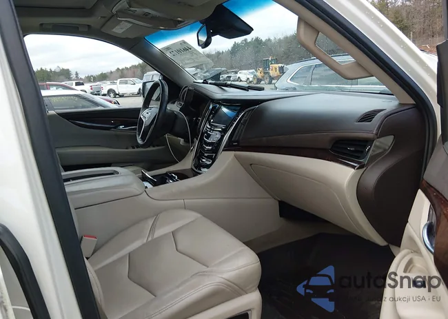 1GYS4BKJ8FR179675: 44610172