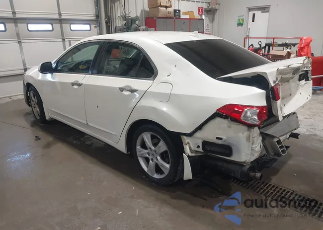 JH4CU26629C000519: 44610203