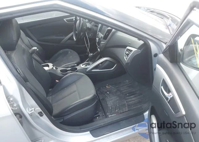 KMHTC6AD8GU252621: 44610314