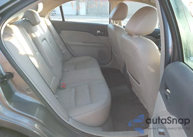 3FAHP0JG3BR103173: 44611969