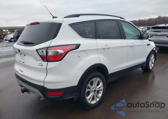 1FMCU9GD5HUE44571: 44612005