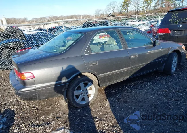 JT2BG22KXY0452847: 44611108