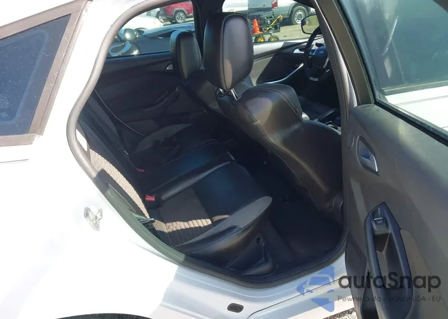 1FADP3L93EL135686: 44611207