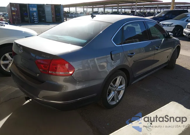 1VWBV7A34FC021336: 44612805