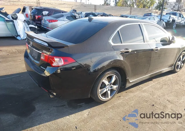 JH4CU2E80DC014219: 44612864