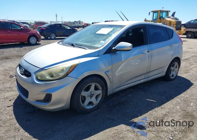 KMHCT5AE6CU011900: 44612140