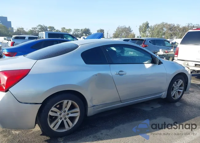 1N4AL2EP4CC143085: 44612176