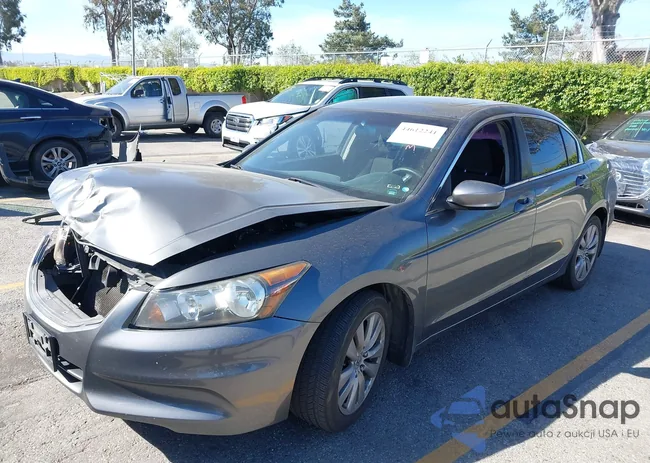 1HGCP2F73CA074098: 44612241