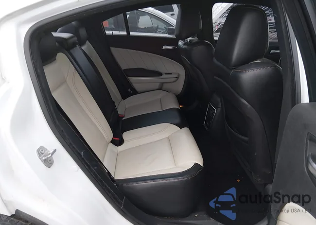 2C3CDXHG7GH312984: 44612439