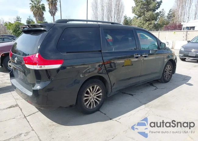 5TDYK3DC9DS379411: 44613683