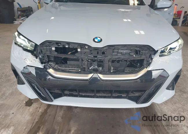 WBA53FJ05TCW46228: 44613688