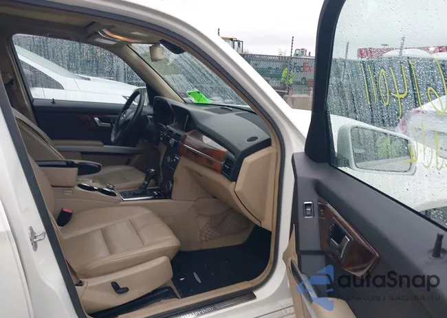 WDCGG8HB7CF878809: 44614011