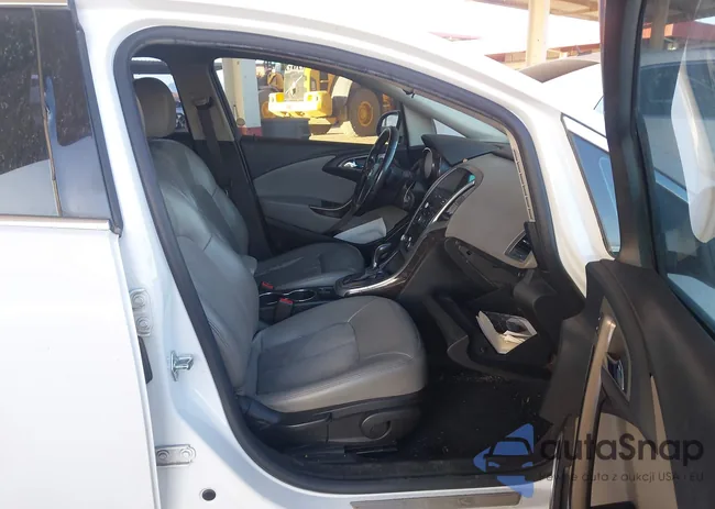 1G4PP5SK2G4117468: 44613053