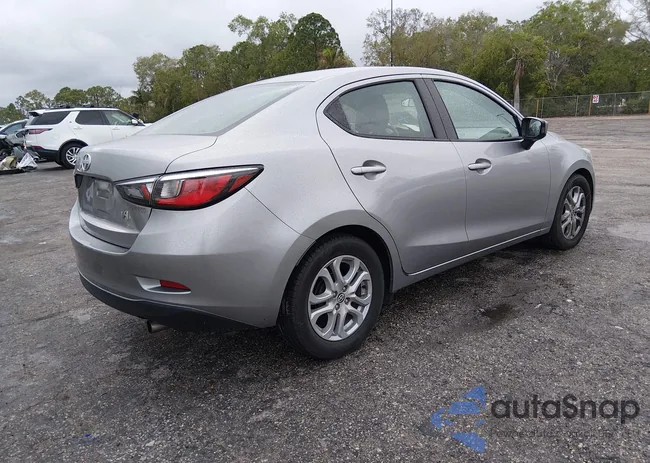 3MYDLBZV2GY115378: 44613311