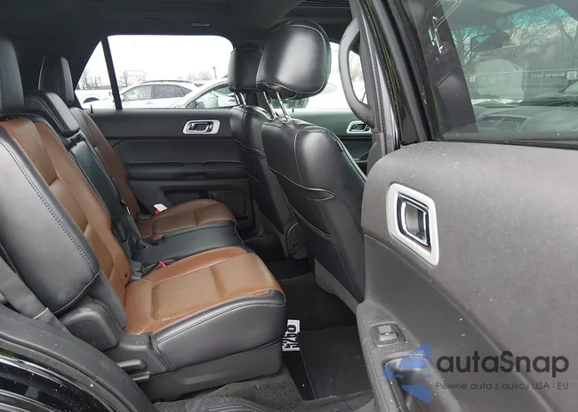 1FMHK8F8XCGA38352: 44614425