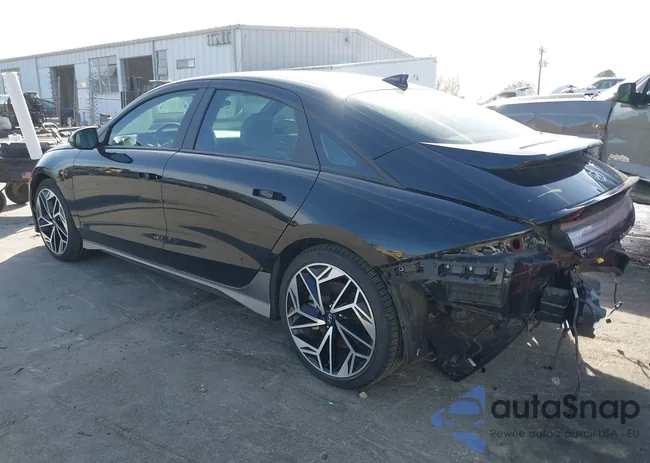 KMHM34AC9PA037332: 44614752