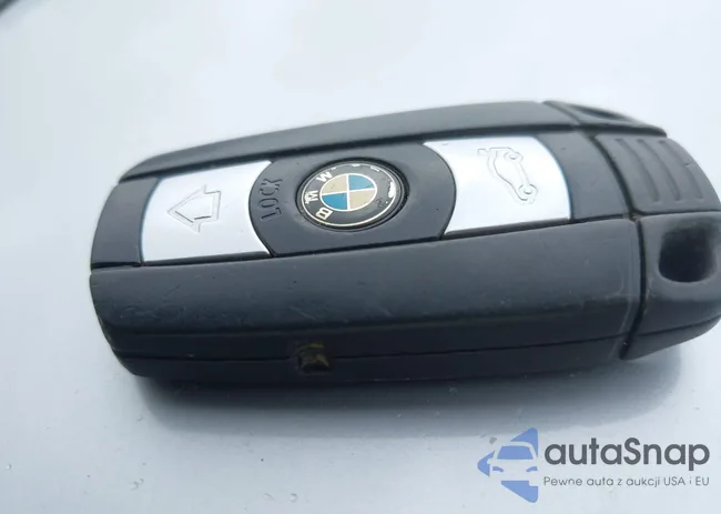 WBAVM1C5XEVW53014: 44614815