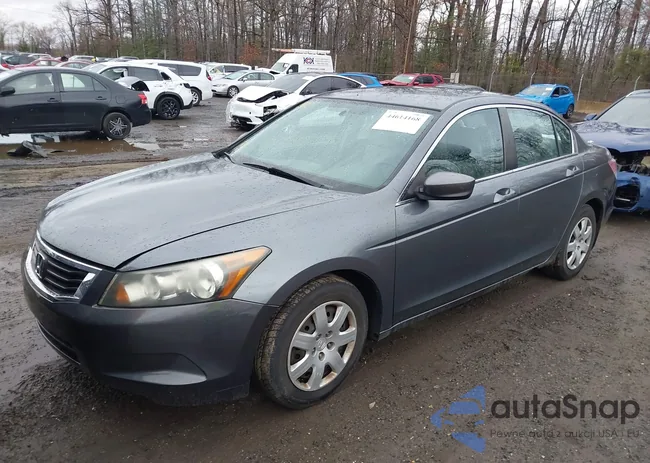 1HGCP2F38AA174675: 44614168