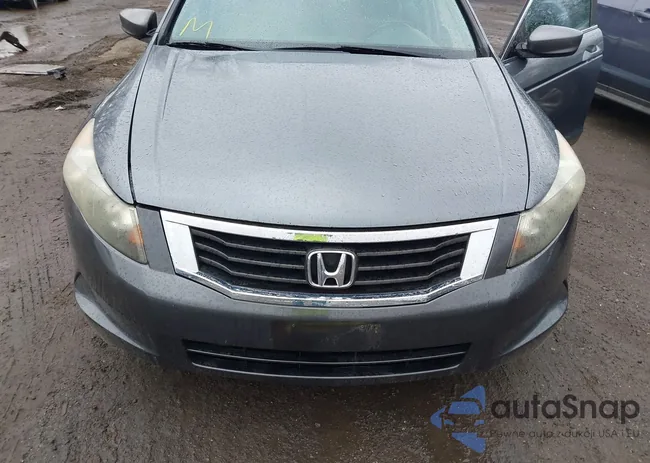 1HGCP2F38AA174675: 44614168