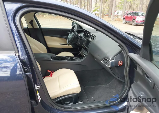 SAJAR4FX8JCP33811: 44614328