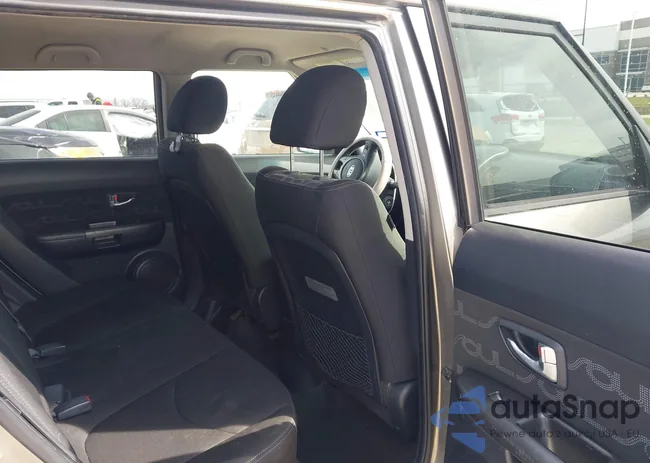 KNDJT2A64C7427025: 44614334