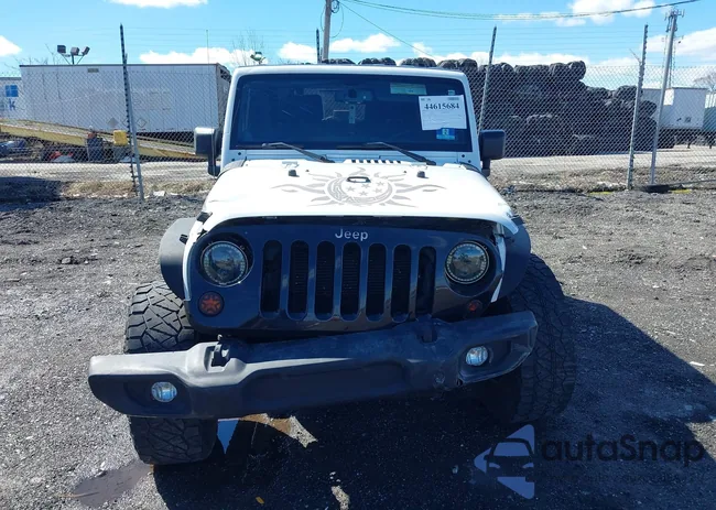 1C4AJWAG4DL623495: 44615684