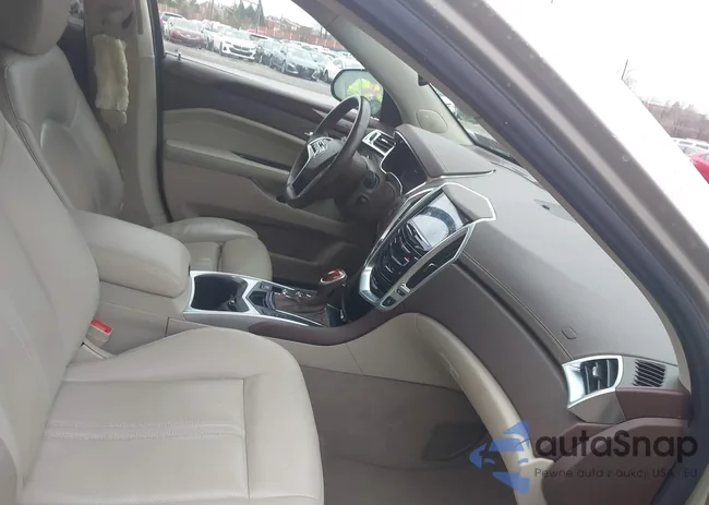 3GYFNEE38FS555267: 44615381