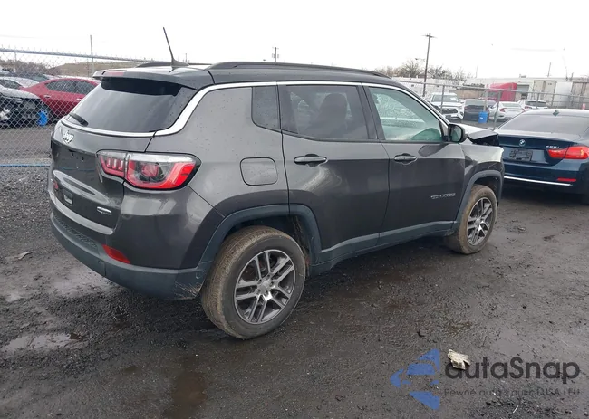 3C4NJDBB7JT401946: 44615393