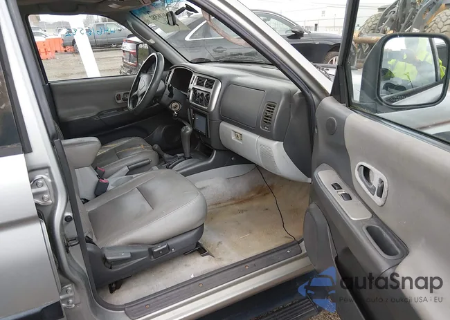 JA4MT31R71P055605: 44616582