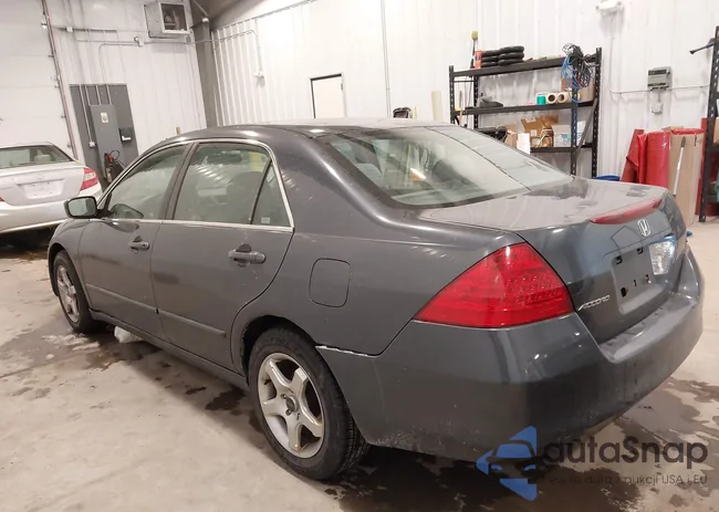 1HGCM563X7A085239: 44616605