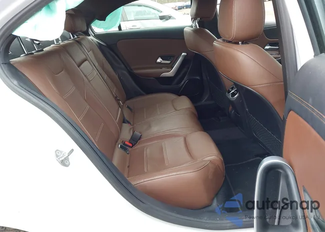 WDD3G4FB1KW022782: 44616633