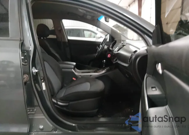 KNDPB3AC9E7574484: 44616697