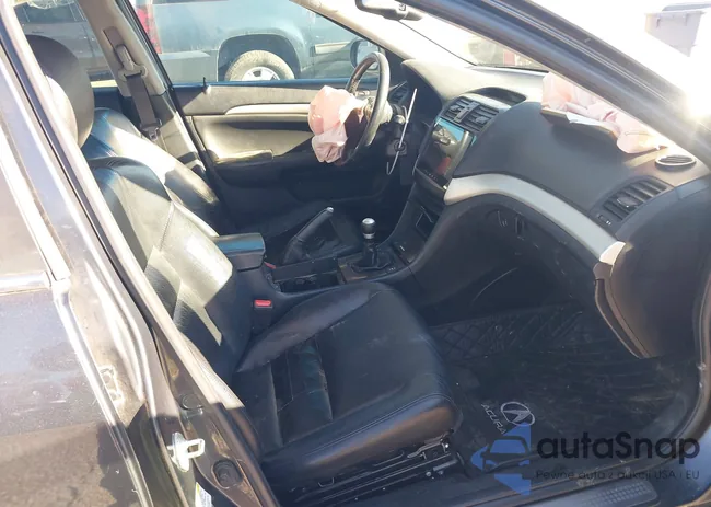 JH4CL95917C012648: 44616782