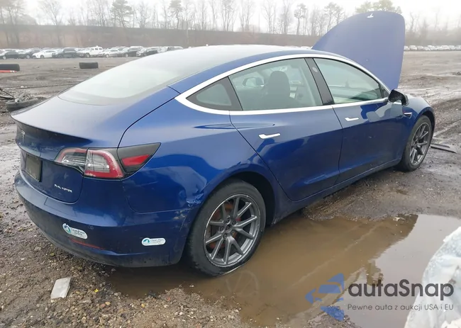 5YJ3E1EB6KF210573: 44616808