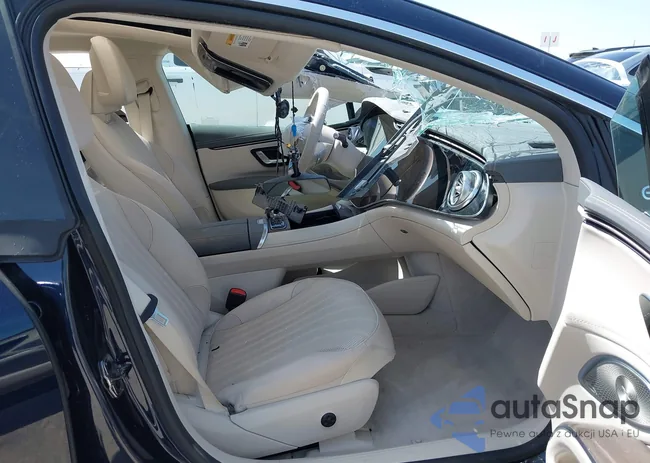 W1KCG4EB4NA002089: 44616952