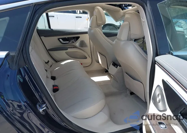 W1KCG4EB4NA002089: 44616952