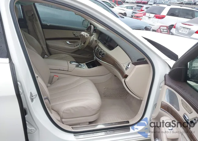 WDDUG8CB5GA276368: 44616094