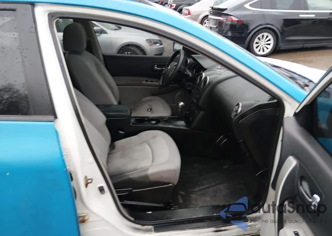 JN8AS5MV0DW652061: 44616196