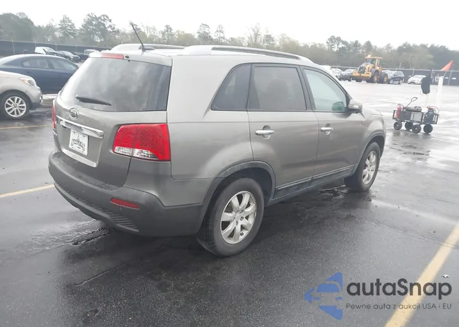 5XYKT3A10BG044652: 44617476