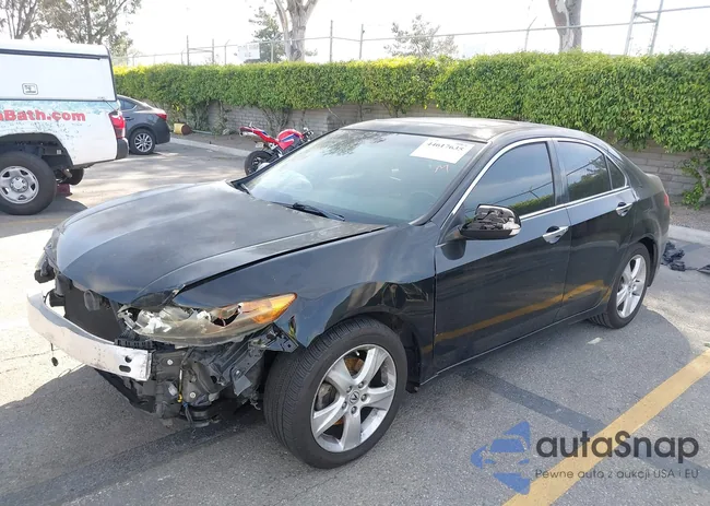 JH4CU2F62AC004932: 44617635