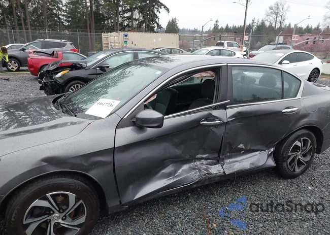 1HGCR2F35GA056196: 44617736