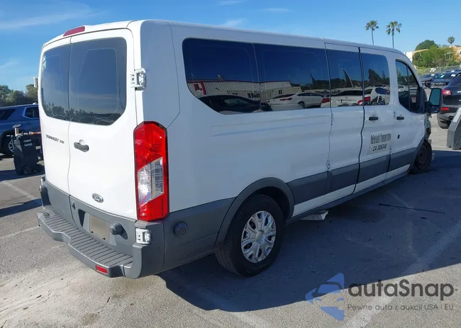 1FBZX2ZM7HKA72600: 44617769