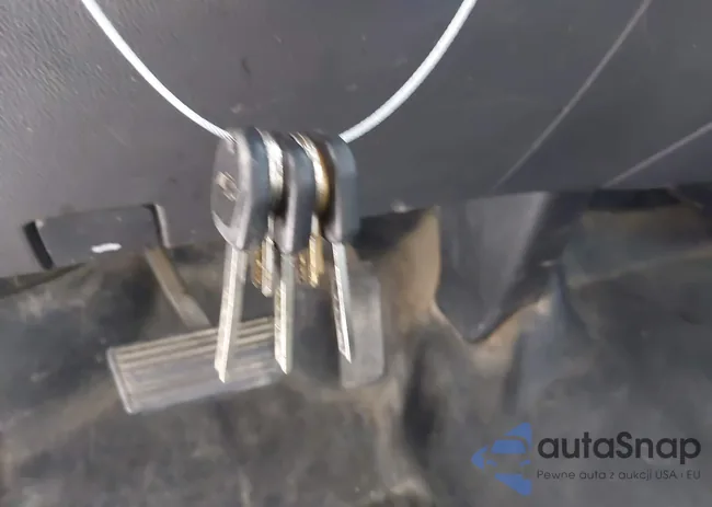 1GB0CUEG1FZ522293: 44617788