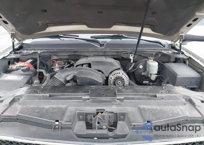 1GNFK26329R196945: 44617805